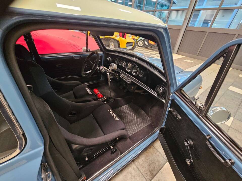 Image 11/14 of Innocenti Mini Cooper 1300 (1973)