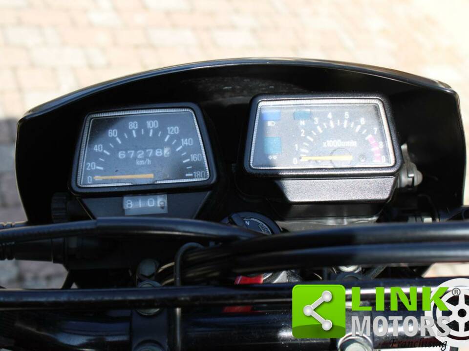 Image 7/10 of Yamaha DUMMY (1999)