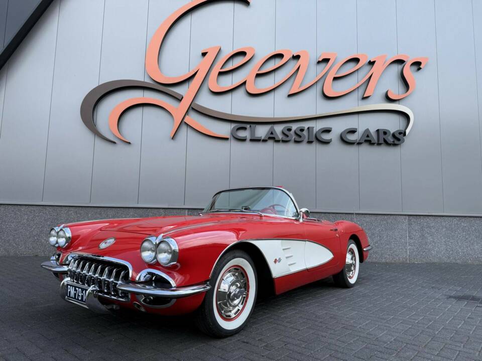 Image 20/50 of Chevrolet Corvette (1959)