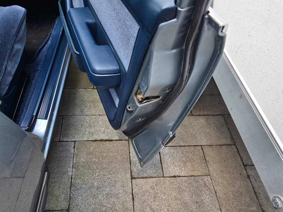 Image 4/4 of Opel Rekord 2,3 TD (1986)