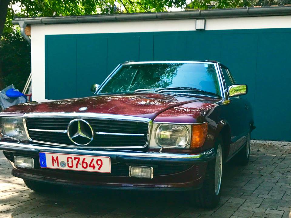 Leuchten und Blinker makellos, Stossstangen ebenso