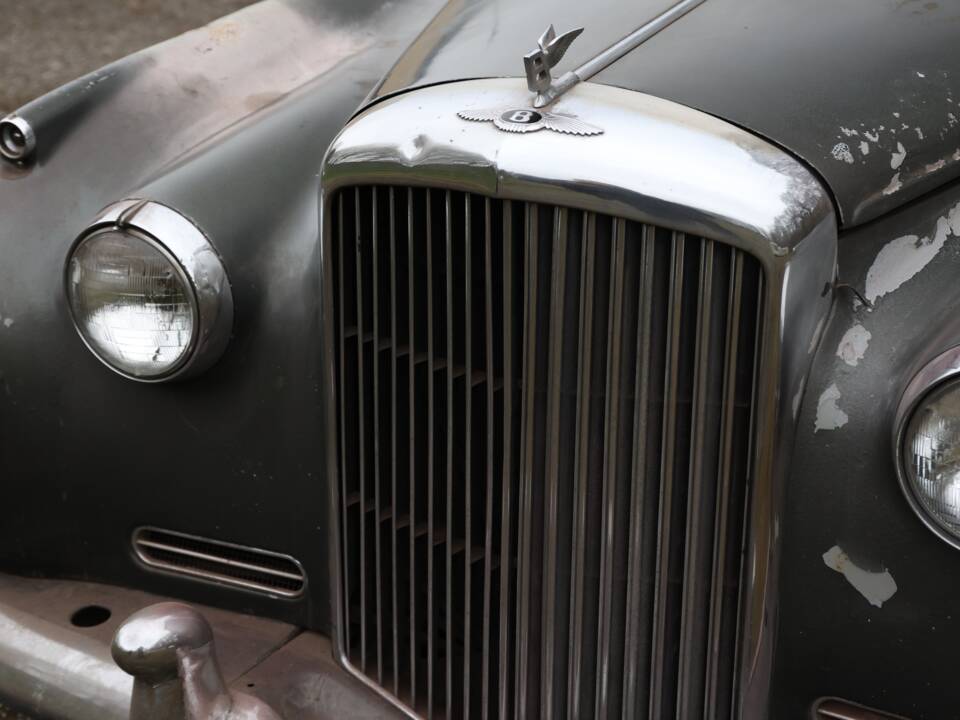 Image 8/50 of Bentley S 1 (1956)