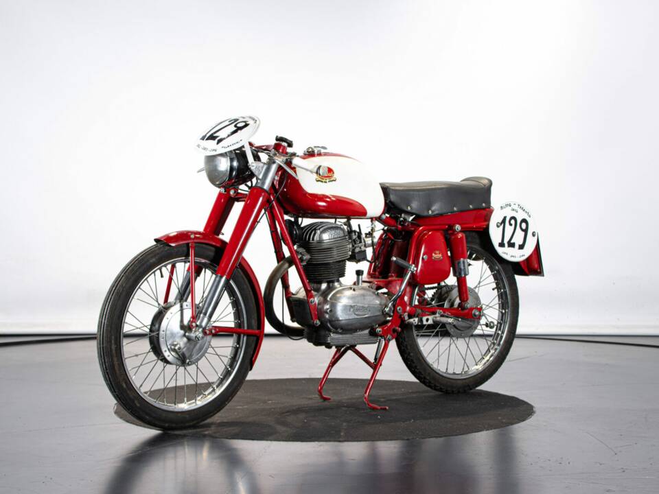 Bild 8/50 von Mondial 175 Turismo Veloce (1956)