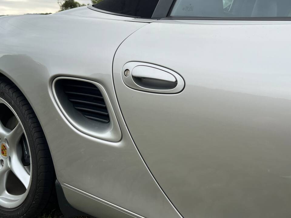Image 13/49 of Porsche Boxster (1998)