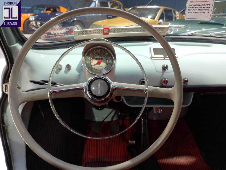 Image 30/44 of FIAT 500 D (1965)