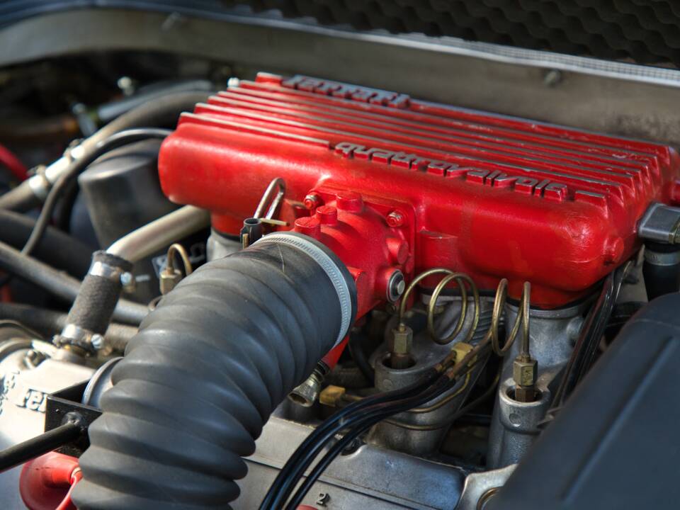 Bild 40/49 von Ferrari 308 GTS Quattrovalvole (1985)