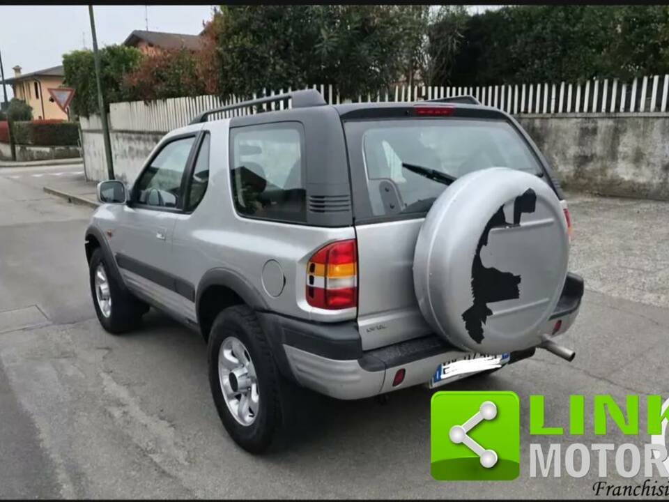 Immagine 8/10 di Opel Frontera 2.2. DTI 16V (2000)