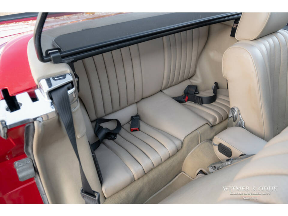 Immagine 15/28 di Mercedes-Benz 500 SL (1984)