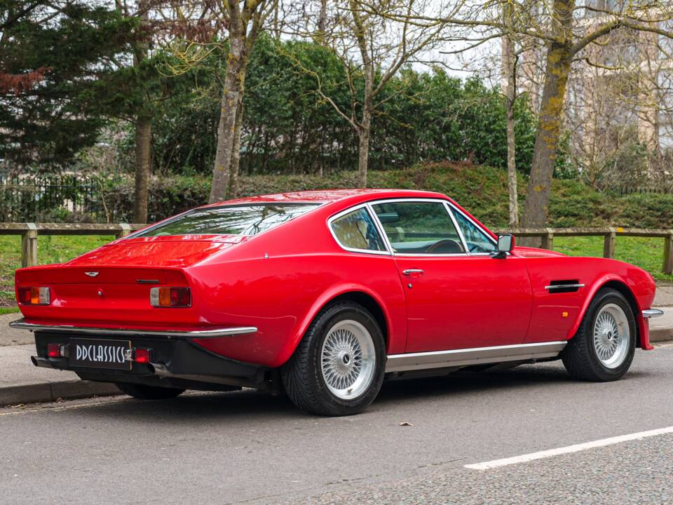 Image 3/25 of Aston Martin V8 Vantage X-Pack (1987)