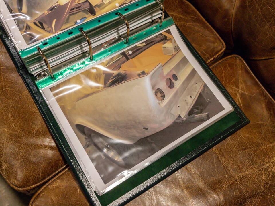 Afbeelding 58/62 van Aston Martin V8 Vantage X-Pack (1987)