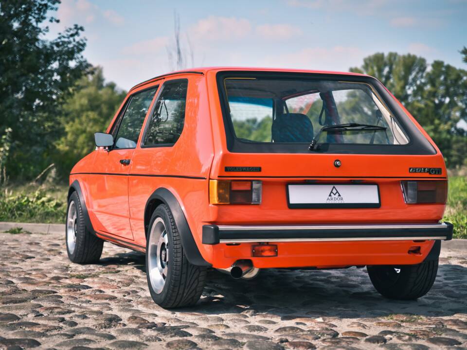 Bild 16/49 von Volkswagen Golf I GTI 1.6 (1979)