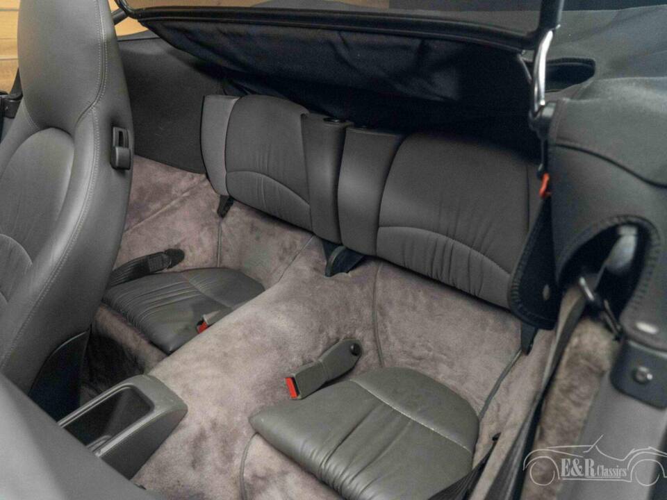 Bild 10/19 von Porsche 911 Carrera (1997)