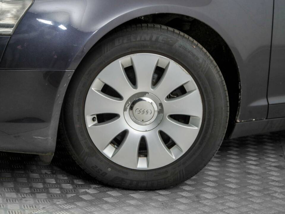 Immagine 4/45 di Audi A6 Avant 2.4 (2006)