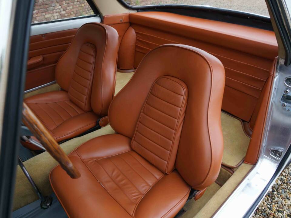 Image 17/50 of Lancia Flaminia GT 2.5 3C Touring (1964)