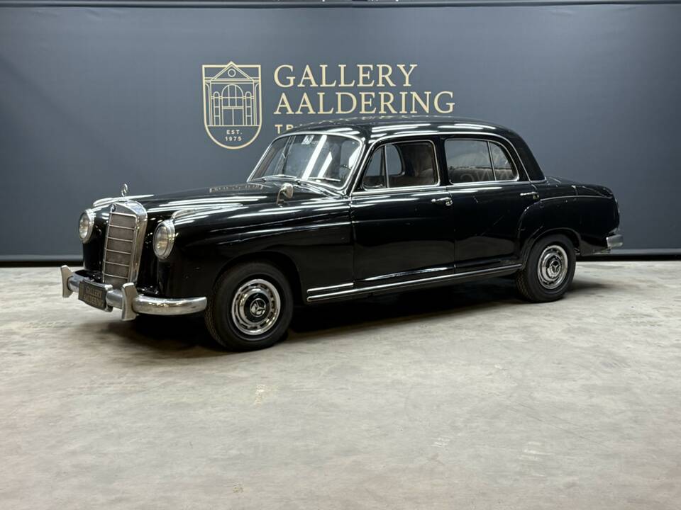 Image 1/50 of Mercedes-Benz 220 S (1955)