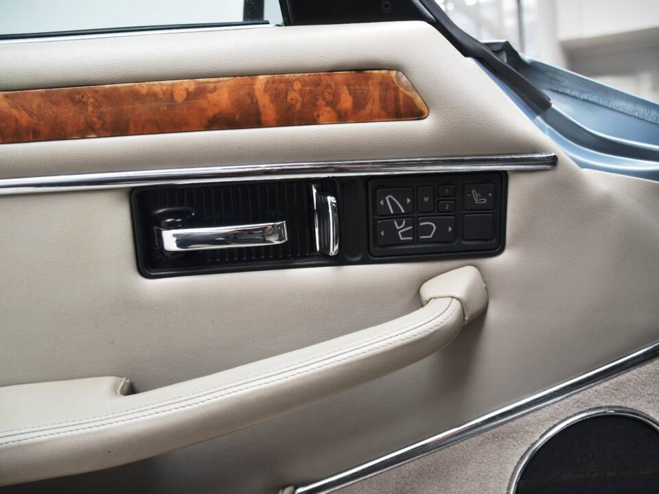 Bild 18/20 von Jaguar XJS 4.0 Celebration (1995)