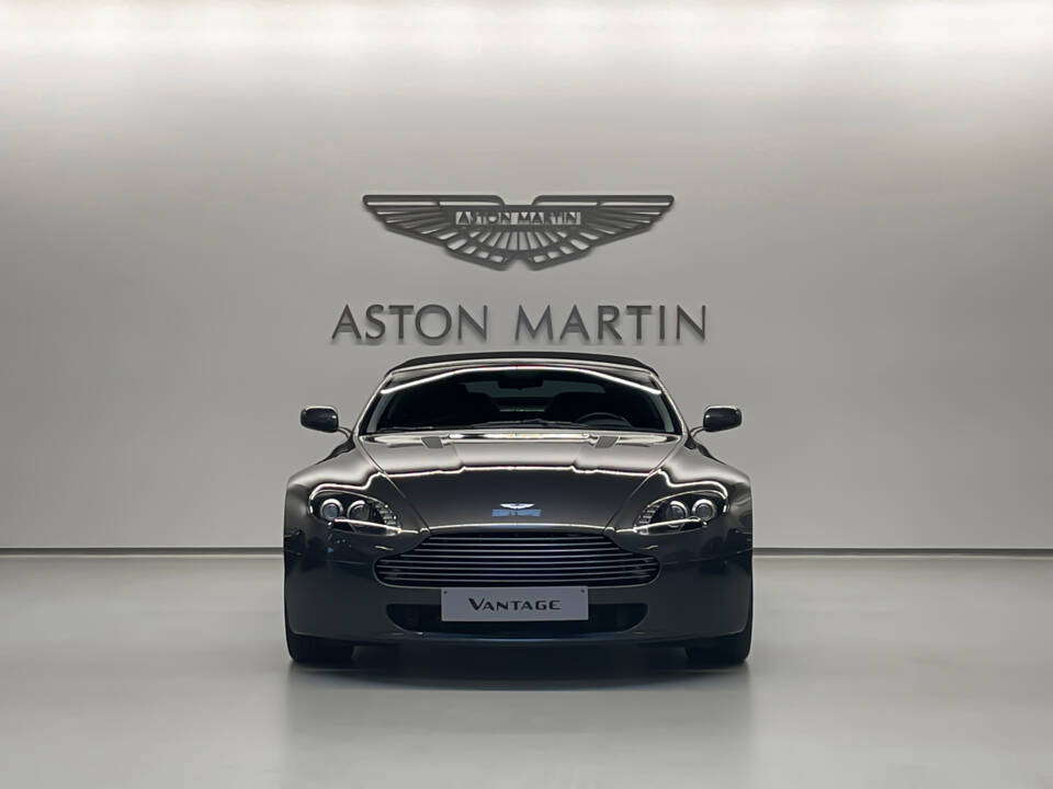 Imagen 7/35 de Aston Martin V8 Vantage (2007)