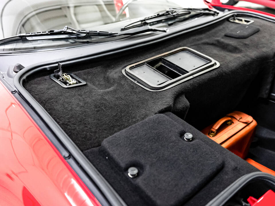 Image 47/55 of Ferrari F 355 Berlinetta (1994)