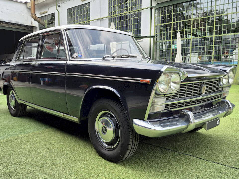 Bild 6/47 von FIAT 2300 (1961)