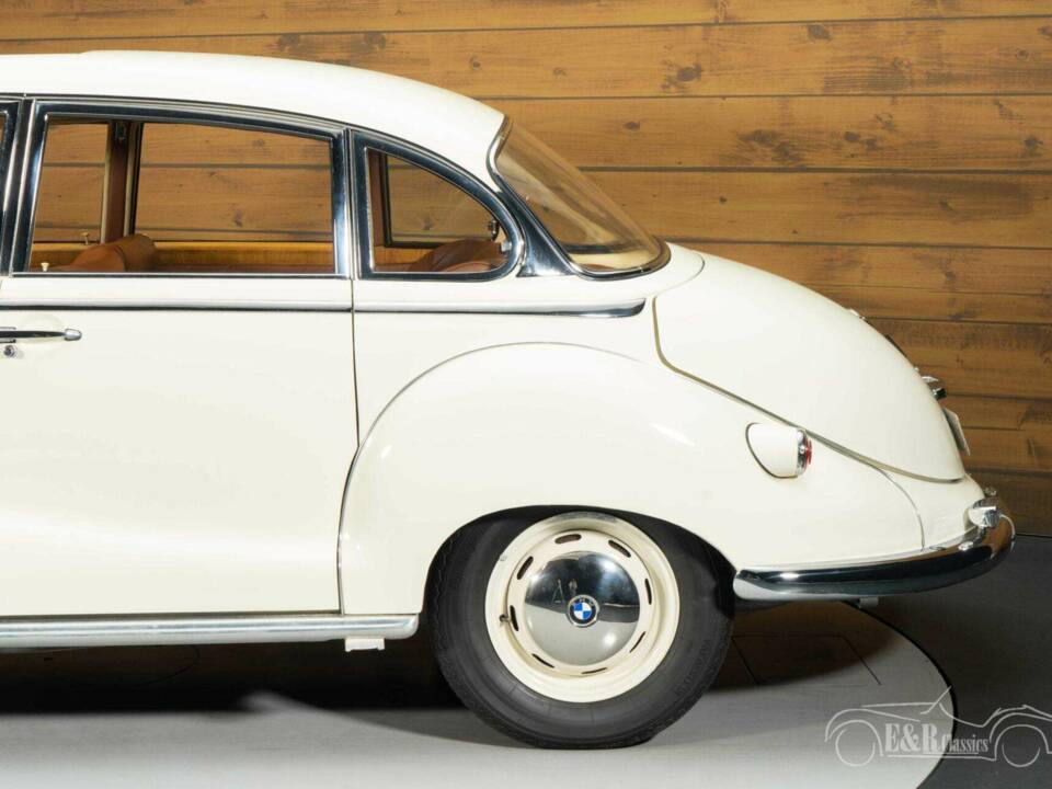 Bild 16/19 von BMW 2600 (1962)