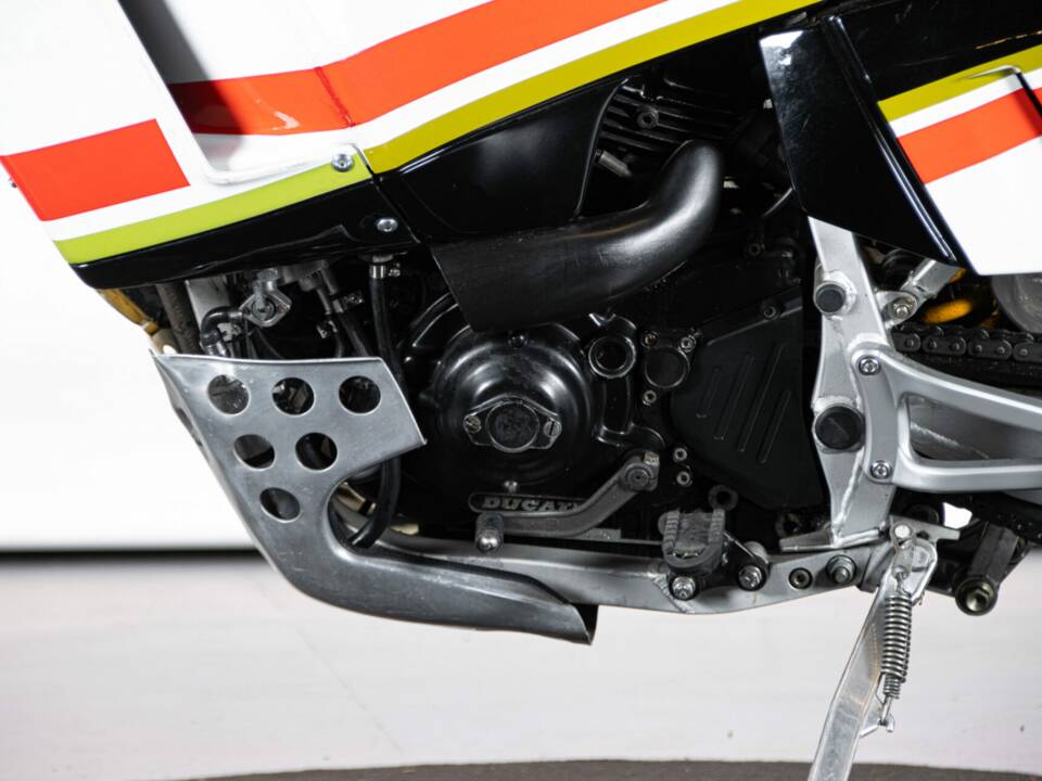 Bild 17/50 von Cagiva E900 Elefant (1993)