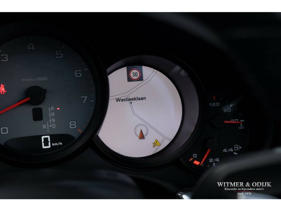 Bild 32/36 von Porsche 911 Carrera 4S (2016)