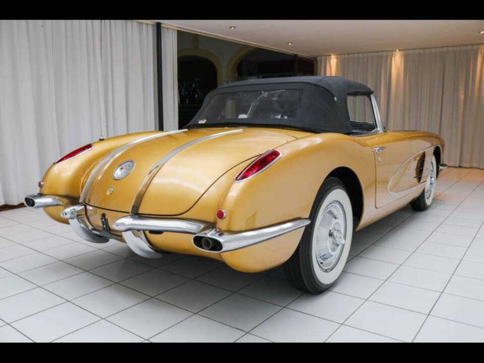 Image 84/100 of Chevrolet Corvette (1958)