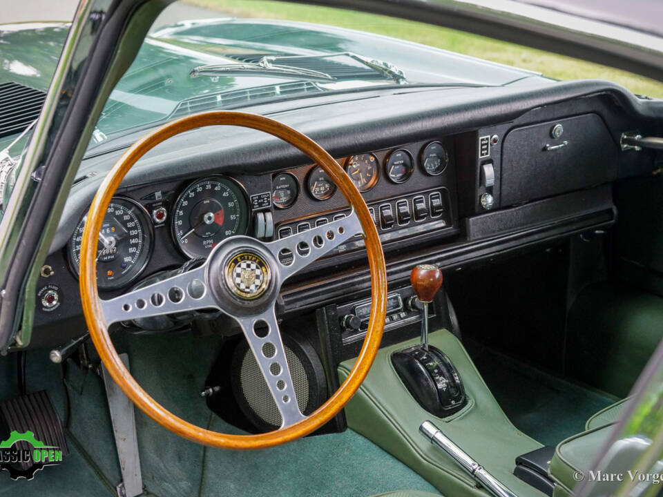Afbeelding 8/61 van Jaguar E-Type (2+2) (1969)