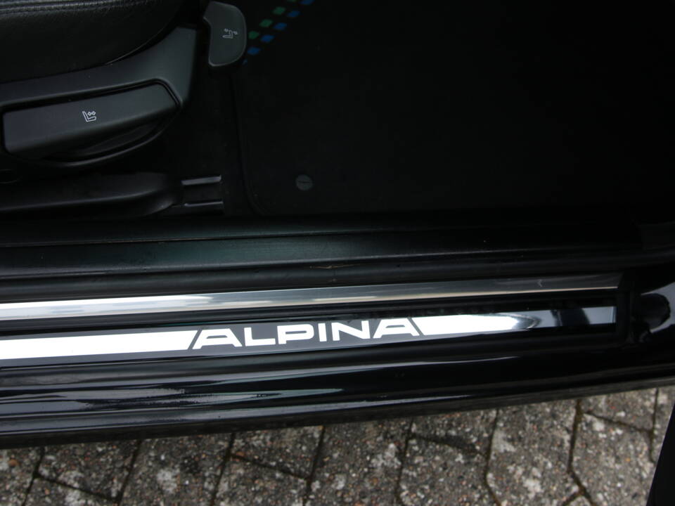 Image 70/73 of ALPINA B3 3.3 (2000)