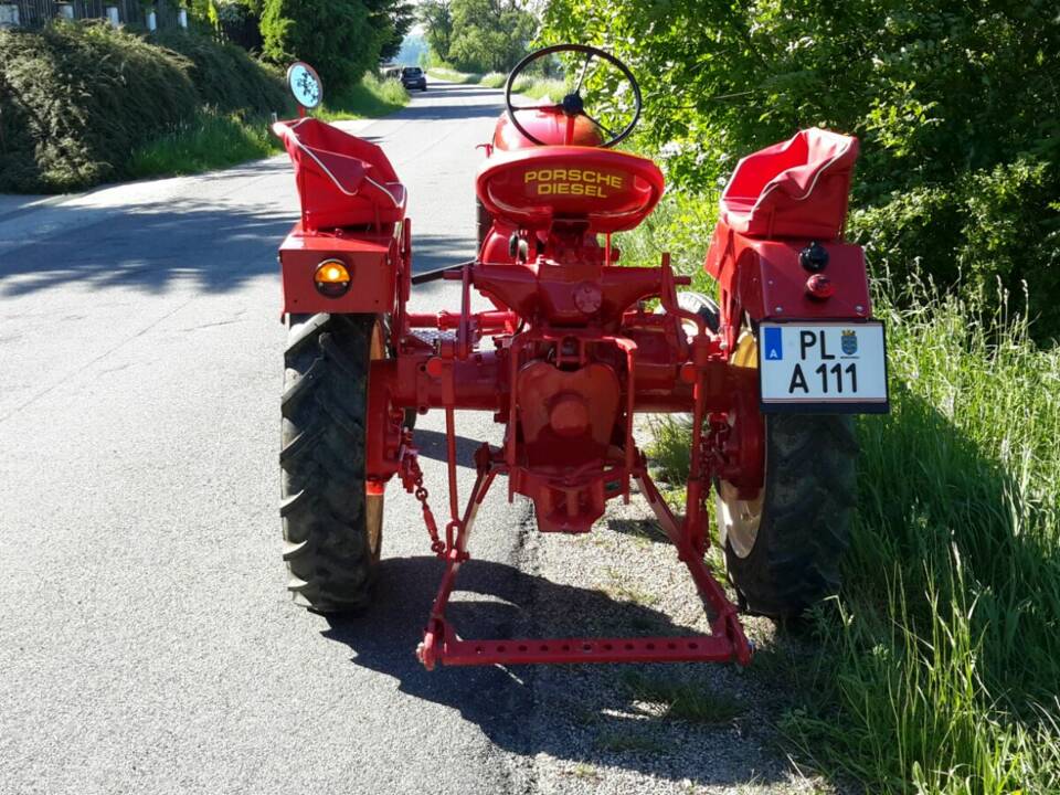 Afbeelding 48/50 van Porsche-Diesel Junior A111 (1957)