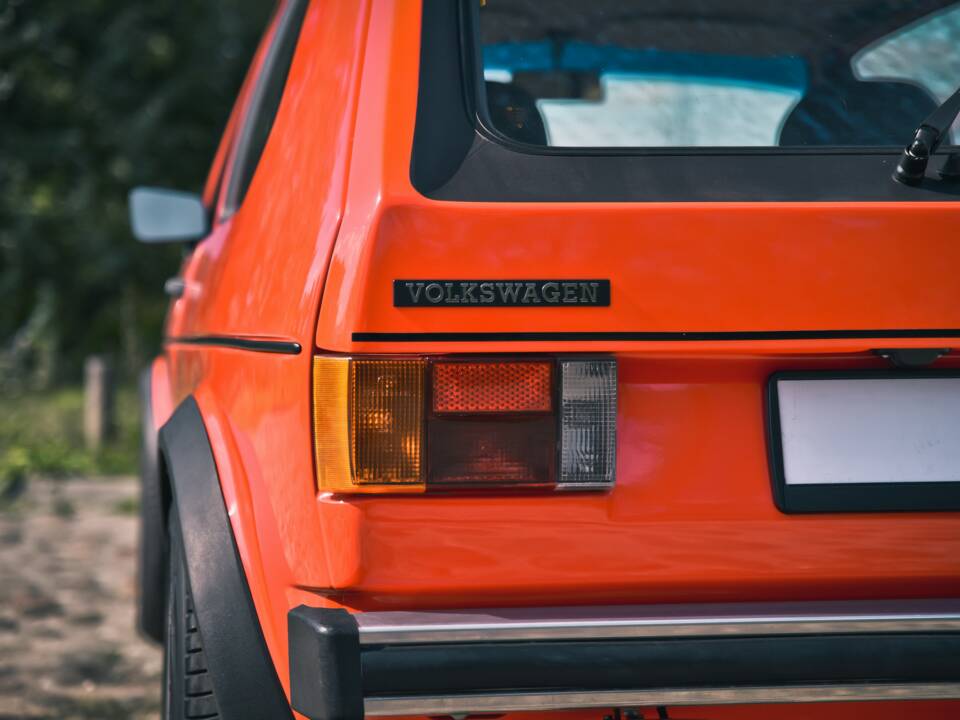 Bild 18/49 von Volkswagen Golf I GTI 1.6 (1979)