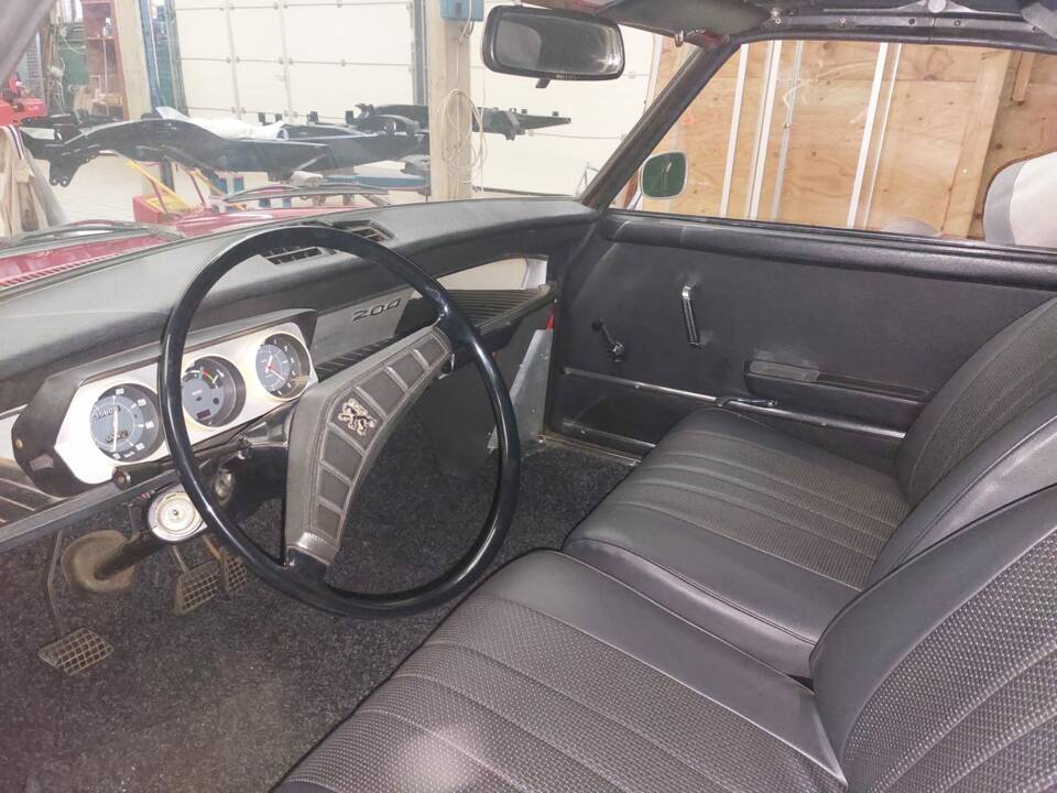 Bild 7/9 von Peugeot 204 Cabriolet (1967)
