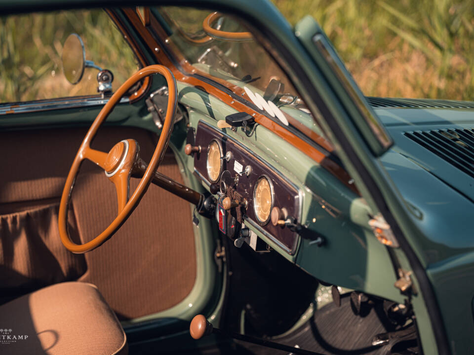 Immagine 14/18 di FIAT 500 C Topolino (1951)