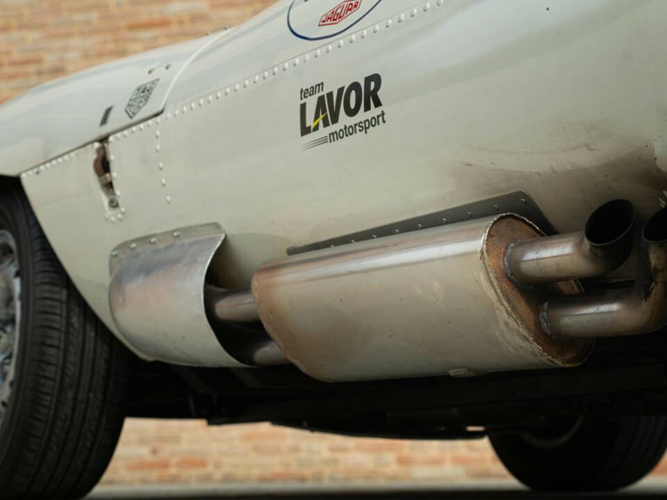 Immagine 21/50 di Jaguar D-Type (1977)