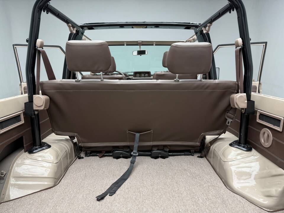 Immagine 19/24 di Toyota Land Cruiser LJ73 (1991)