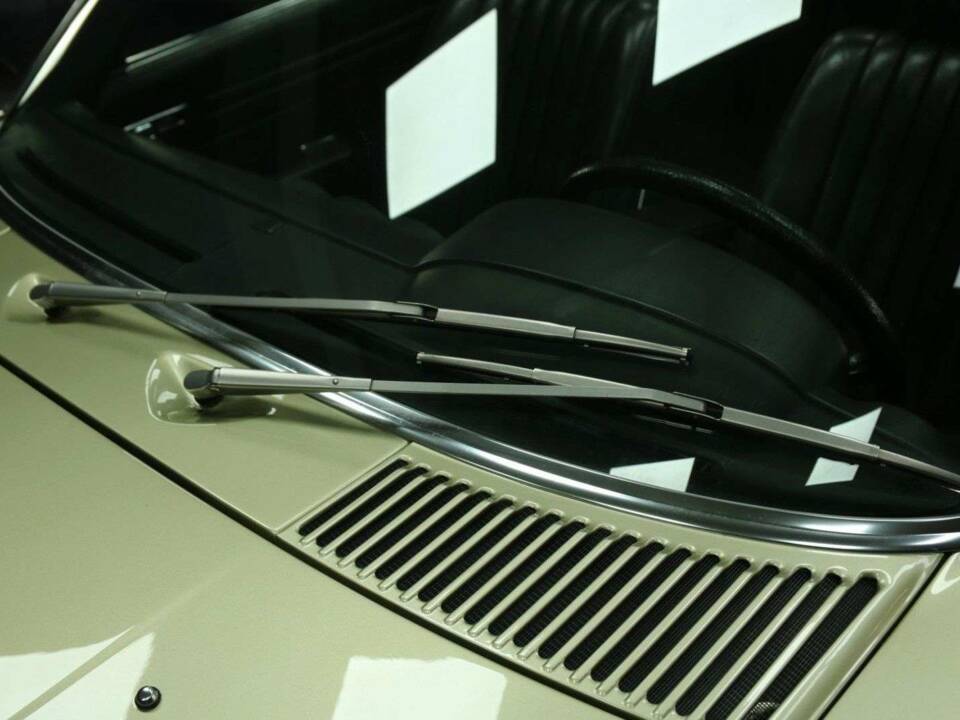 Imagen 47/50 de Mercedes-Benz 380 SL (1984)