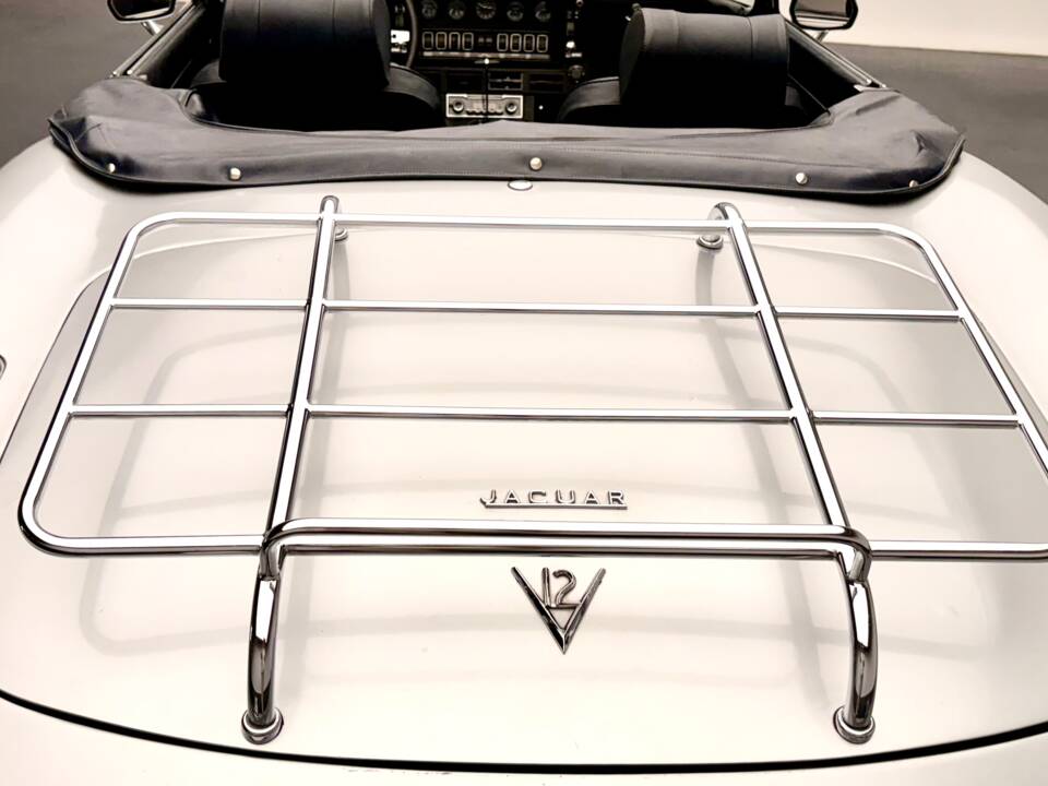 Image 8/18 de Jaguar Type E V12 (1973)