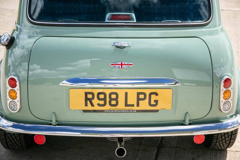 Bild 30/33 von Rover Mini 1.3i (1997)