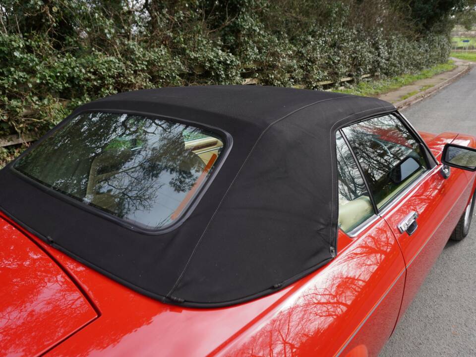 Image 19/20 of Jaguar XJS 5.3 V12 (1989)