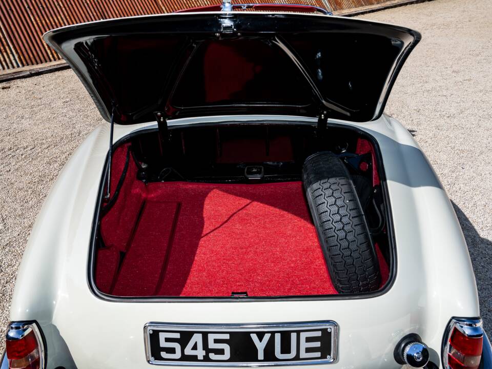 Image 25/33 de Mercedes-Benz 190 SL (1959)