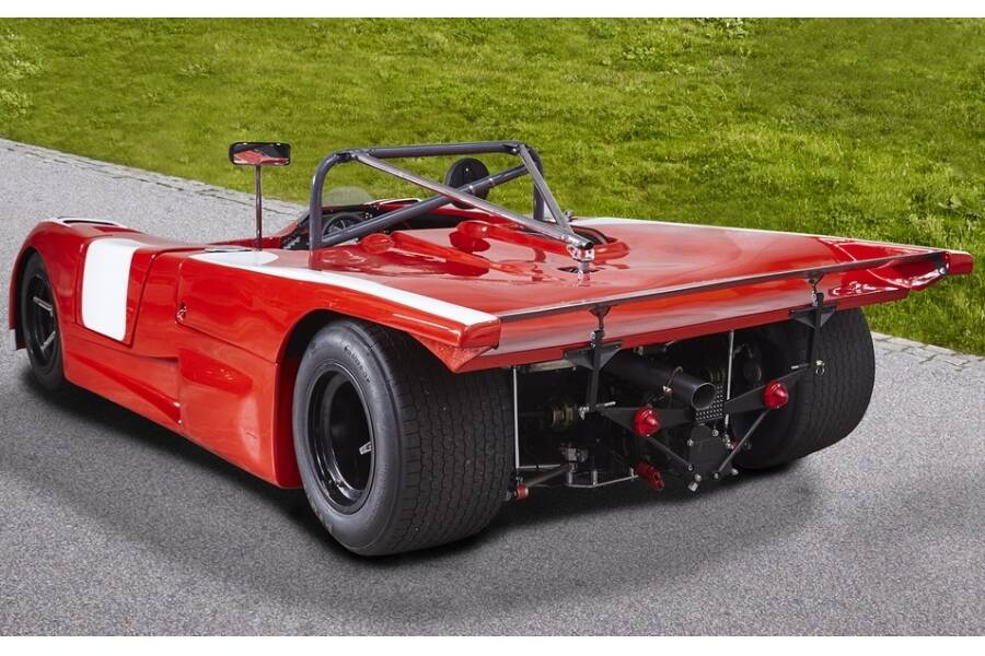 Image 4/50 of Lola T290 (1972)