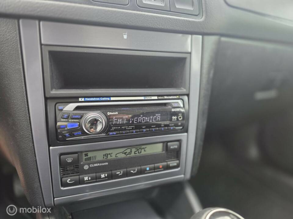Image 27/42 of Volkswagen Golf IV 1.6 (2003)