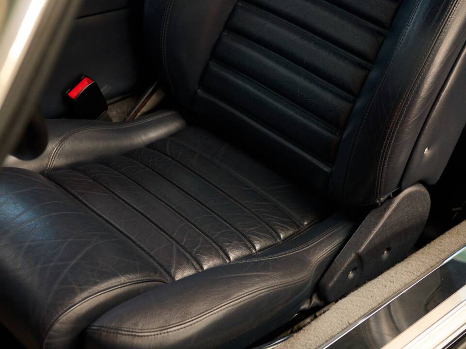Image 39/50 of Jaguar XJS 5.3 V12 (1993)