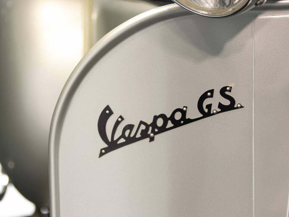 Bild 45/50 von Piaggio Vespa 150 GS (1958)
