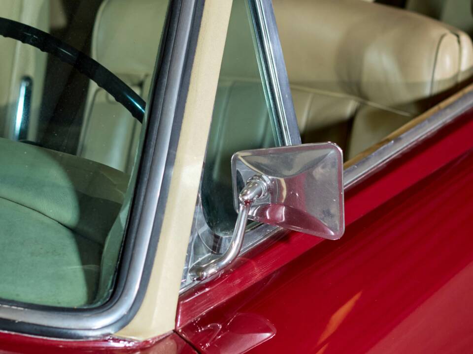 Image 30/62 of Rolls-Royce Silver Shadow I (1969)