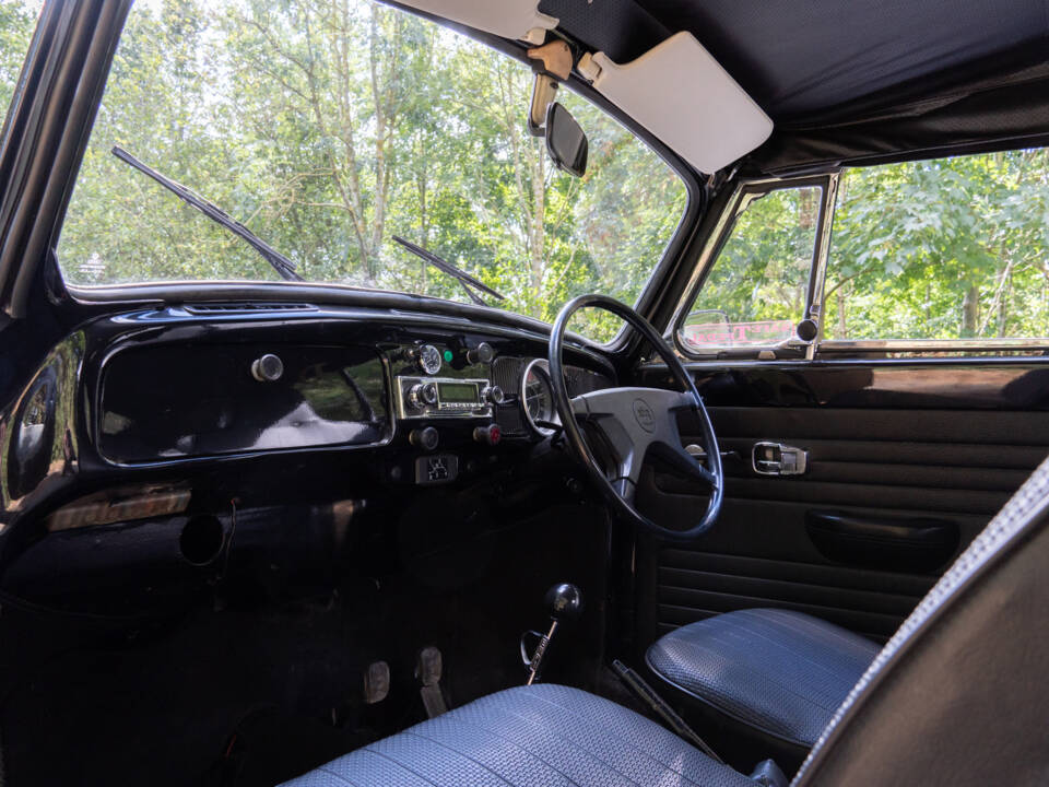 Image 10/20 of Volkswagen Karmann Ghia 1500 (1972)