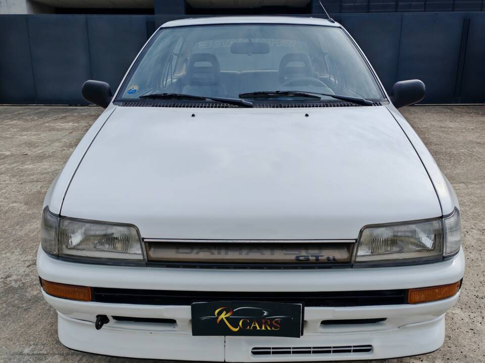 Image 3/30 of Daihatsu Charade GTti (1988)
