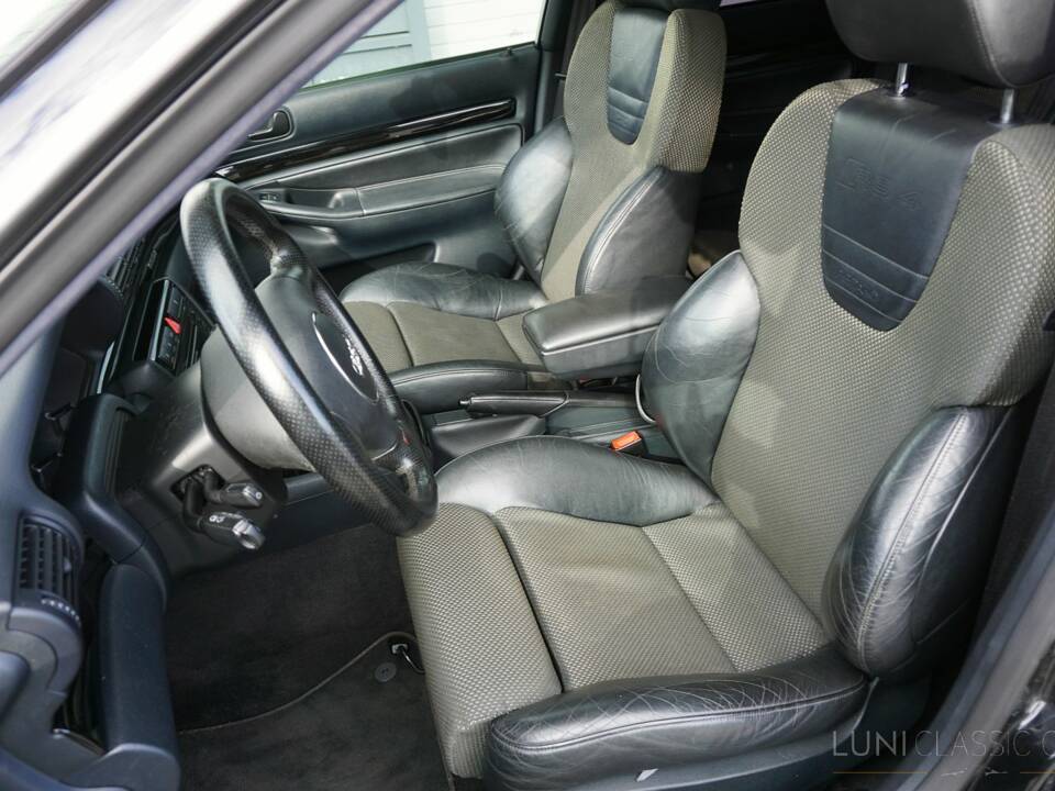 Image 35/41 of Audi RS4 Avant (2000)