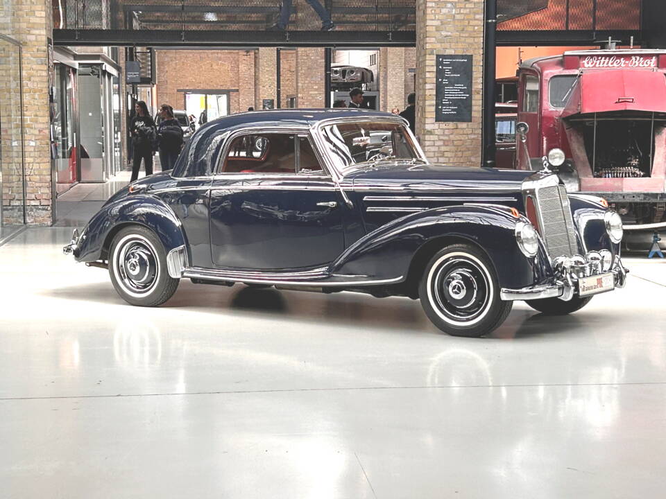 Afbeelding 24/53 van Mercedes-Benz 220 Coupe (1955)