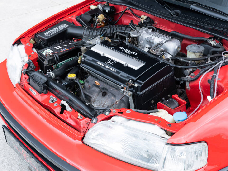 Image 73/80 of Honda CRX (1991)